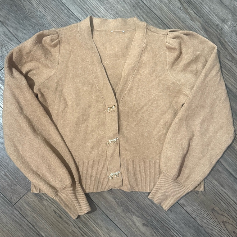 Liz Claiborne Camel Cardigan Sweater Gold Cheetah Buttons Women’s Classic